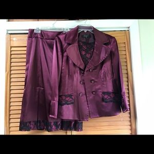 2-piece Suit Nine West, Size 8